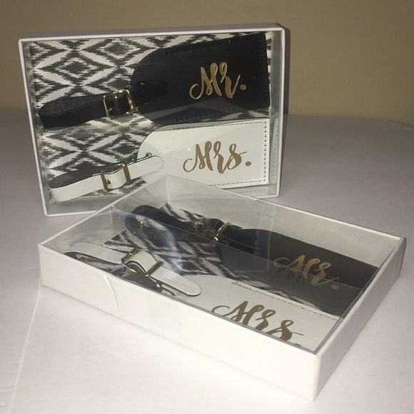 The Paisley Box Mr. & Mrs. Luggage Tags - Picture 6 of 8